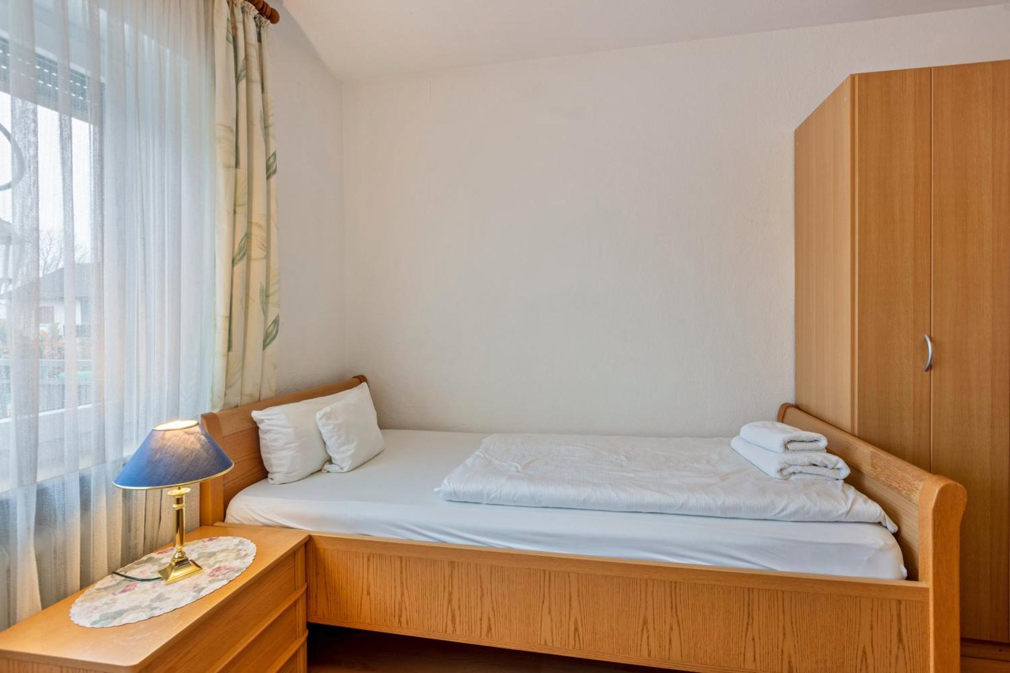 Apartments Am Schwarzwaelder Hof Бад-Беллинген Экстерьер фото