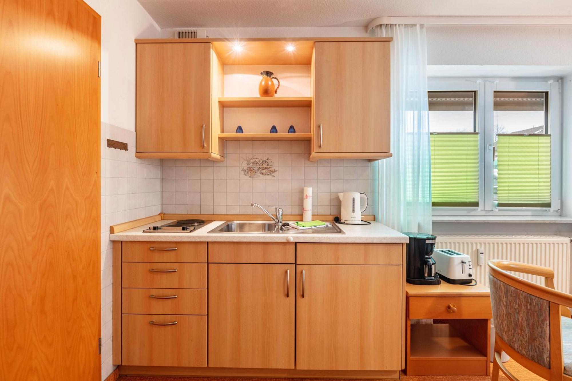 Apartments Am Schwarzwaelder Hof Бад-Беллинген Экстерьер фото