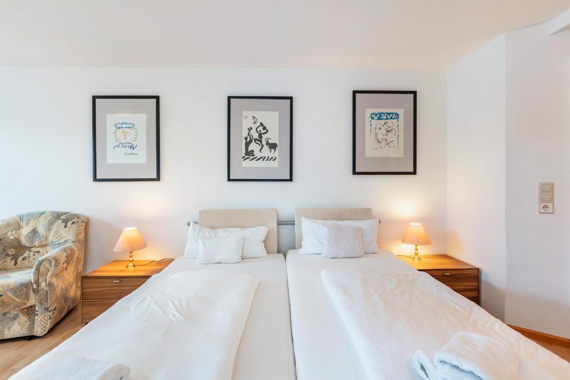 Apartments Am Schwarzwaelder Hof Бад-Беллинген Экстерьер фото