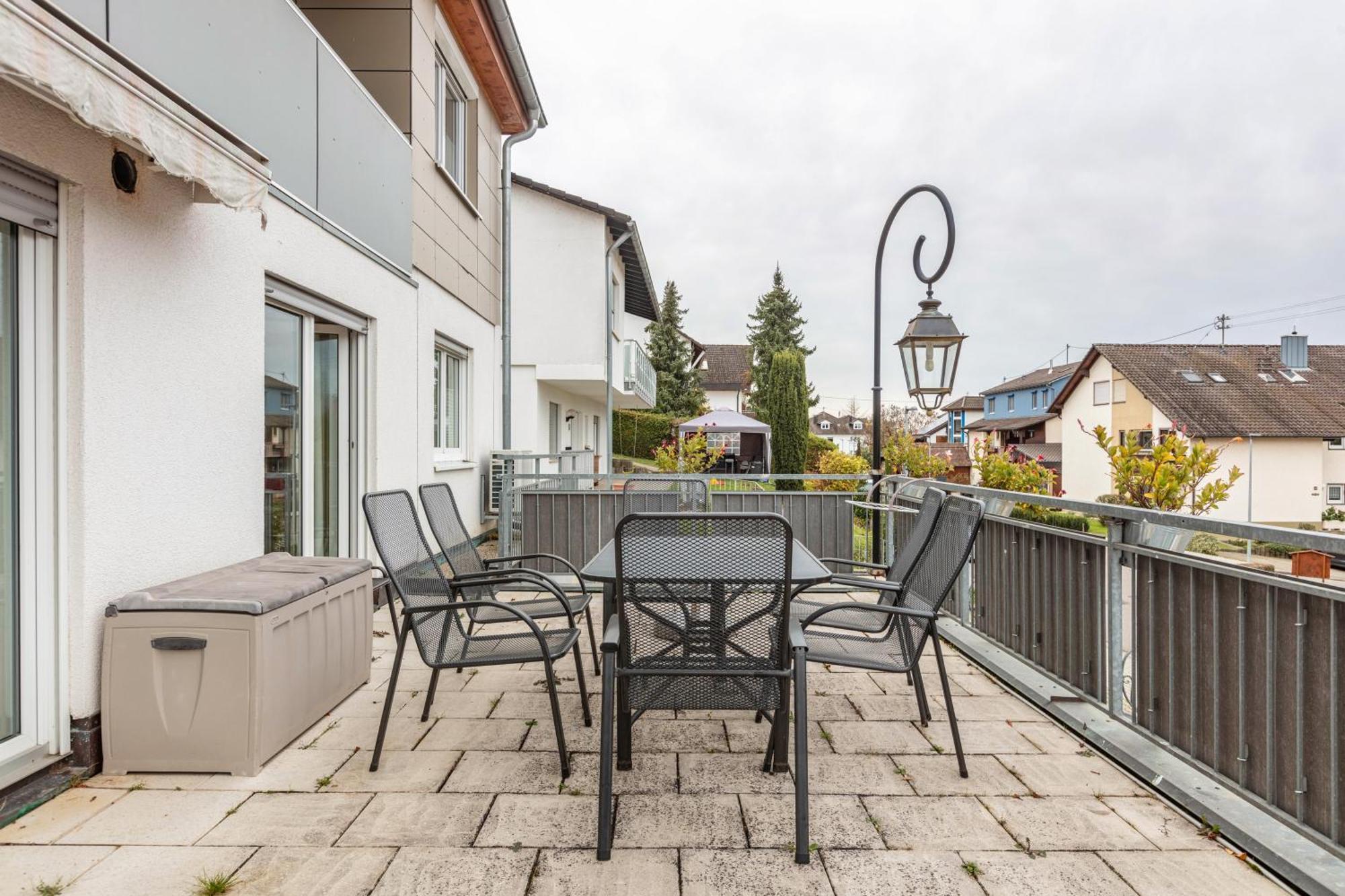 Apartments Am Schwarzwaelder Hof Бад-Беллинген Экстерьер фото