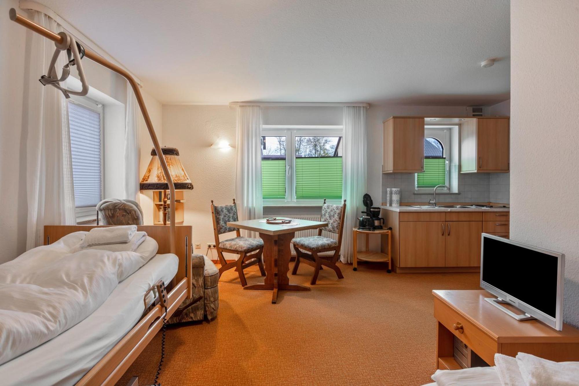 Apartments Am Schwarzwaelder Hof Бад-Беллинген Экстерьер фото